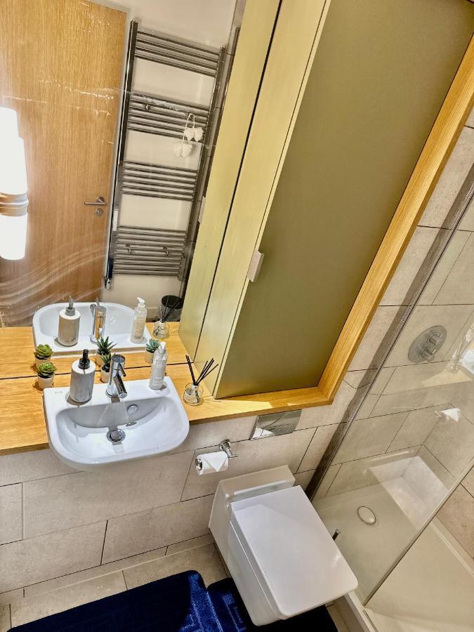 Modern Luxury Oasis Rooms 02 Arena-Excel-Canary Wharf Ldn ロンドン エクステリア 写真